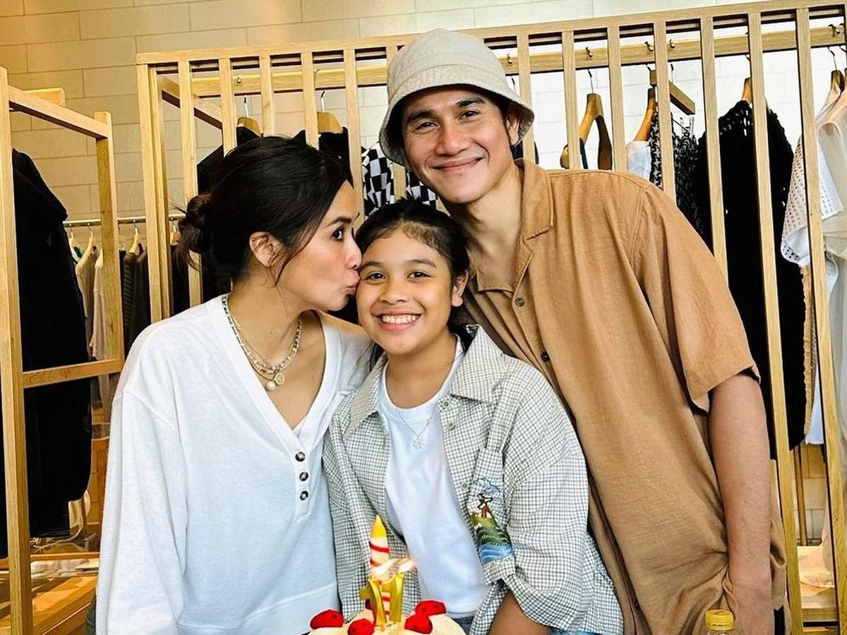 Vino G Bastian Ajak Keluarga Nonton Konser BLACKPINK, Momen Hangat Jadi Sorotan